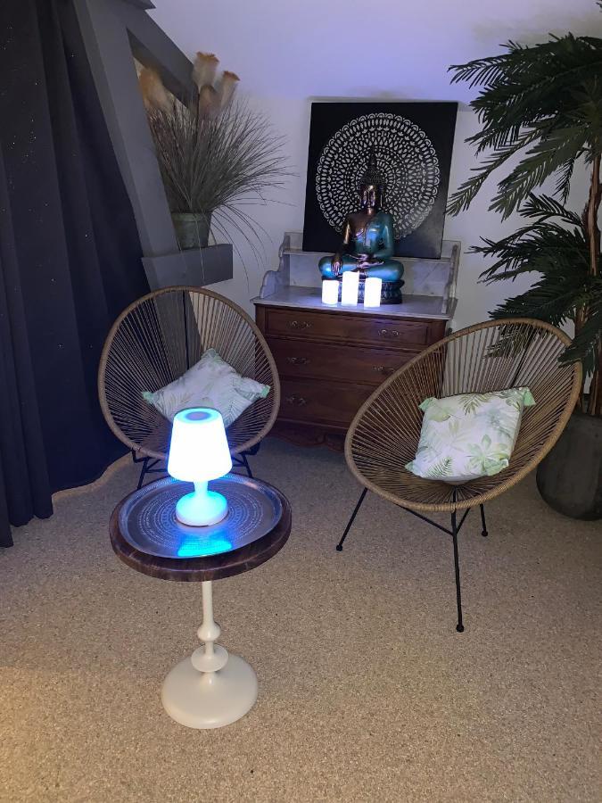 Le Paon Bleu Annecy Poisy Bed and Breakfast Buitenkant foto